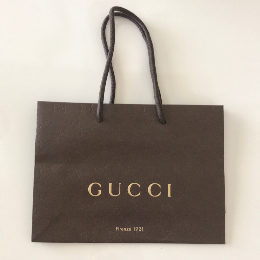 Gucci gift bag / paper bag